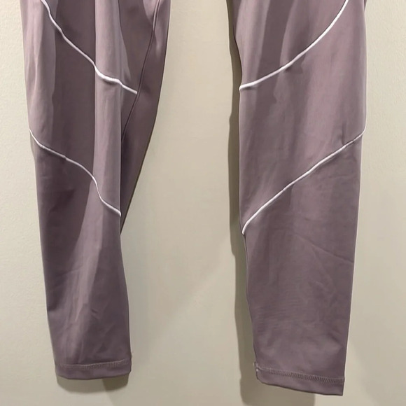 NWT Adidas Training Tights Entrenamiento Legacy Purple L - Picture 3 of 16